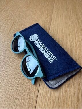Babiators Keyhole 0-2 Sunglasses with Carrying Case